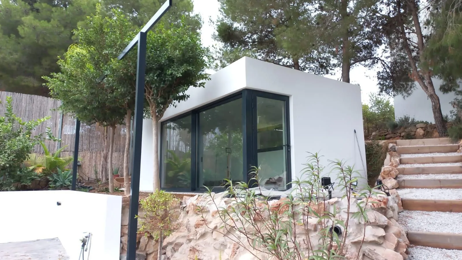 Cerramientos de aluminio, trabajo de Aluvasa en Málaga